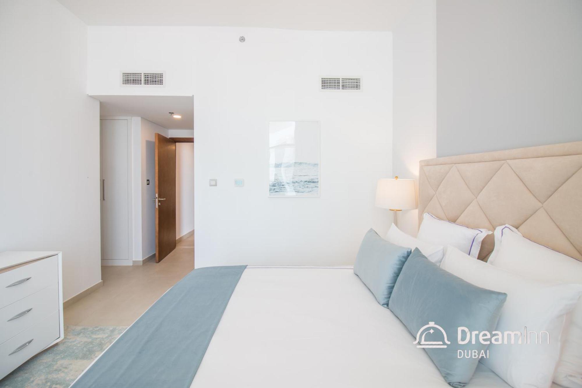 Dream Inn Apartments - Mina By Azizi ドバイ エクステリア 写真