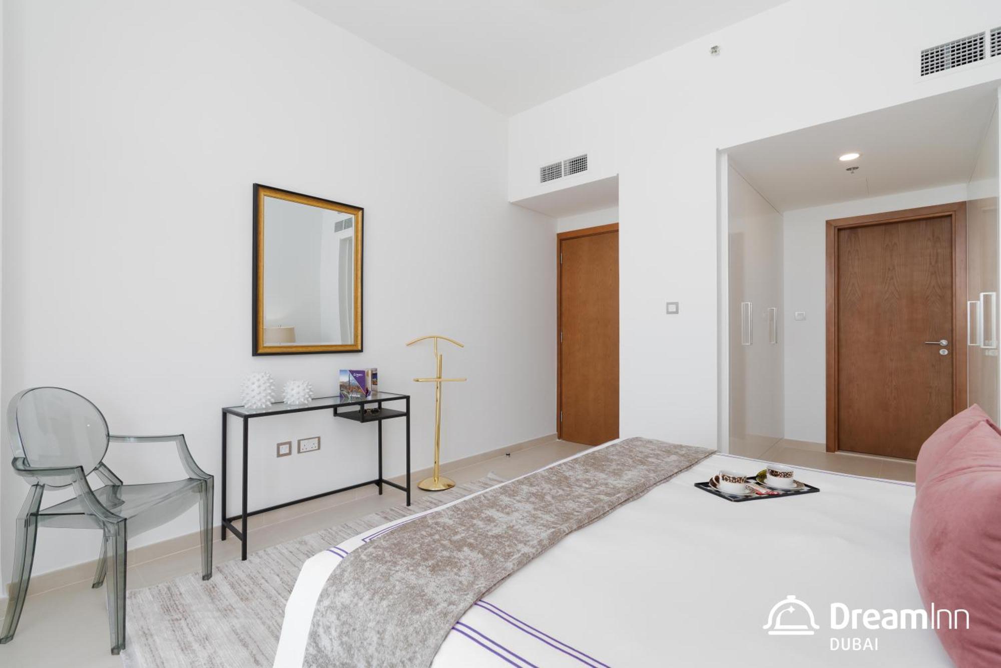 Dream Inn Apartments - Mina By Azizi ドバイ エクステリア 写真